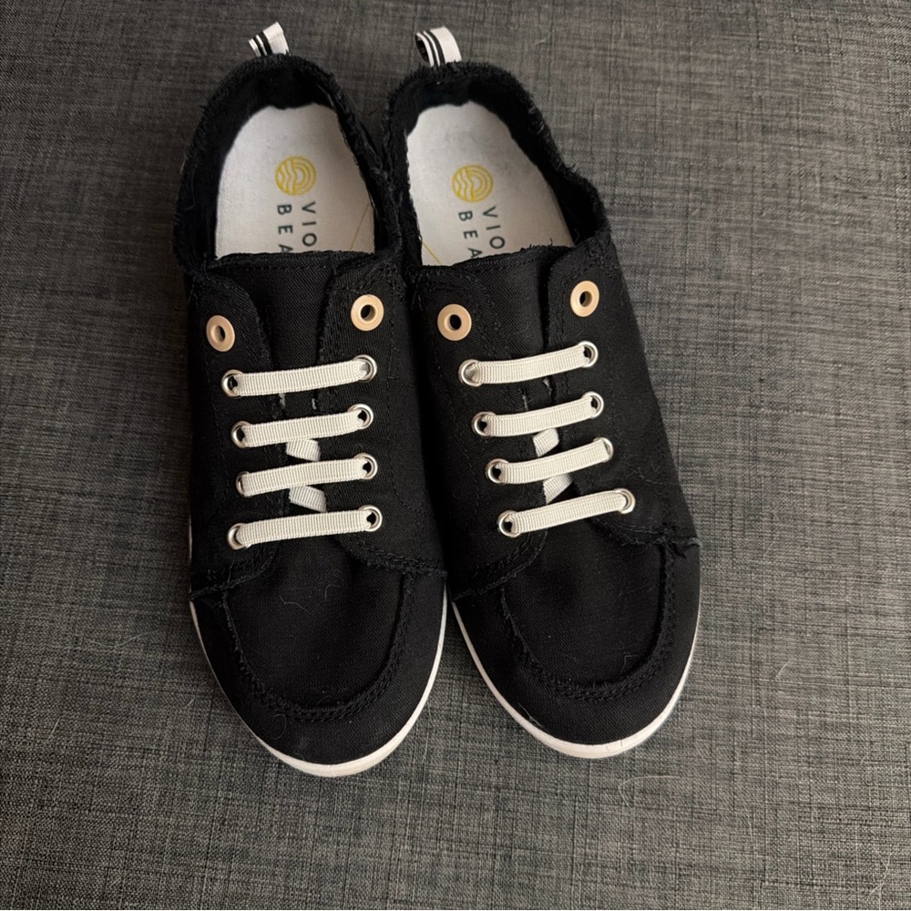 Vionic Pismo Black Canvas slip-on Sneakers size 9 M